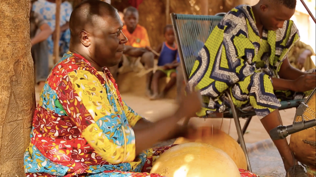 A Little Love From Mali | Ao Vivo Outside (Exclusivo para Membros)