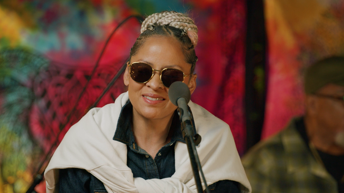 Grandma’s Hands | Kori Withers and Friends | Ao Vivo Outside