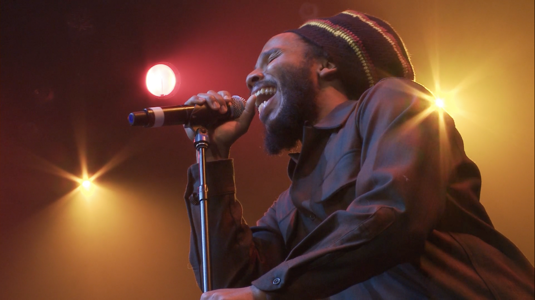 Redemption Song | Ziggy Marley | Banda Playing For Change | Ao Vivo (Exclusivo para Membros)