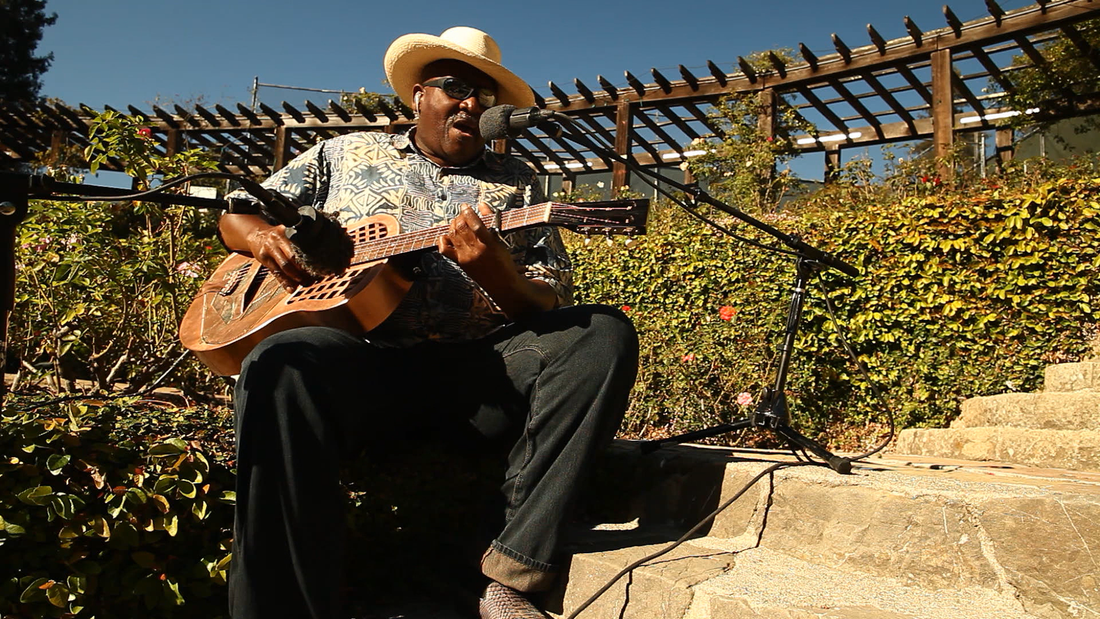 “Queen Bee” apresentando Taj Mahal, Ben Harper e Rosanne Cash | Música ao Redor do Mundo