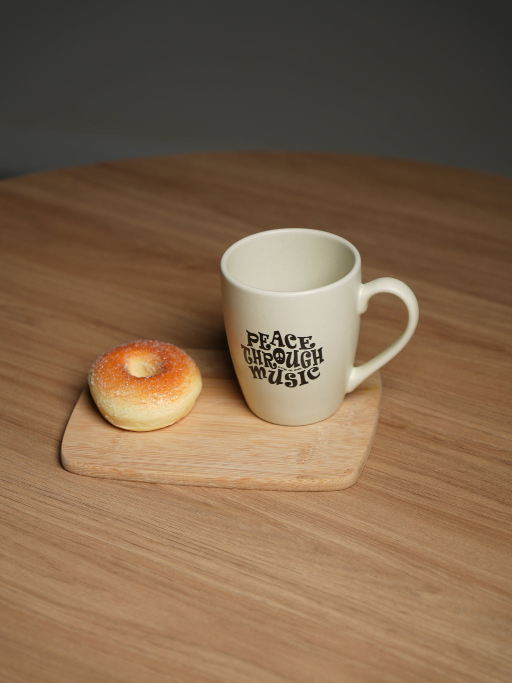 CANECA DE CERÂMICA PFC PEACE THROUGH MUSIC  414ML