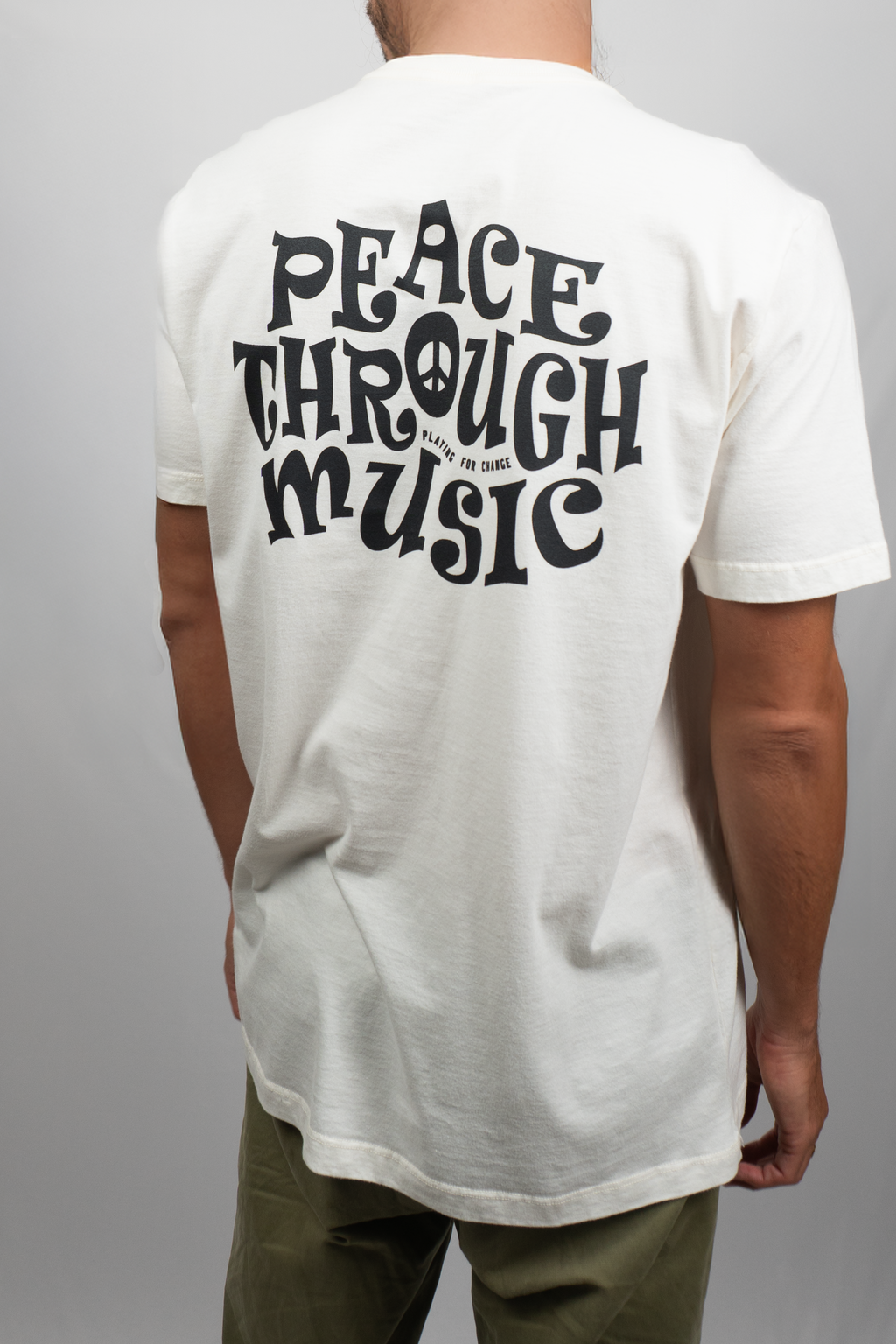 CAMISETA PEACE TROUGHT MUSIC OFF WHITE